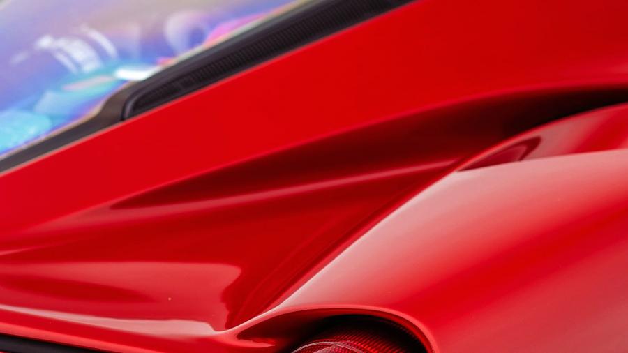 Детали экстерьера Ferrari LaFerrari Rosso Fuoco 2014 года  (фото 22 из 26)